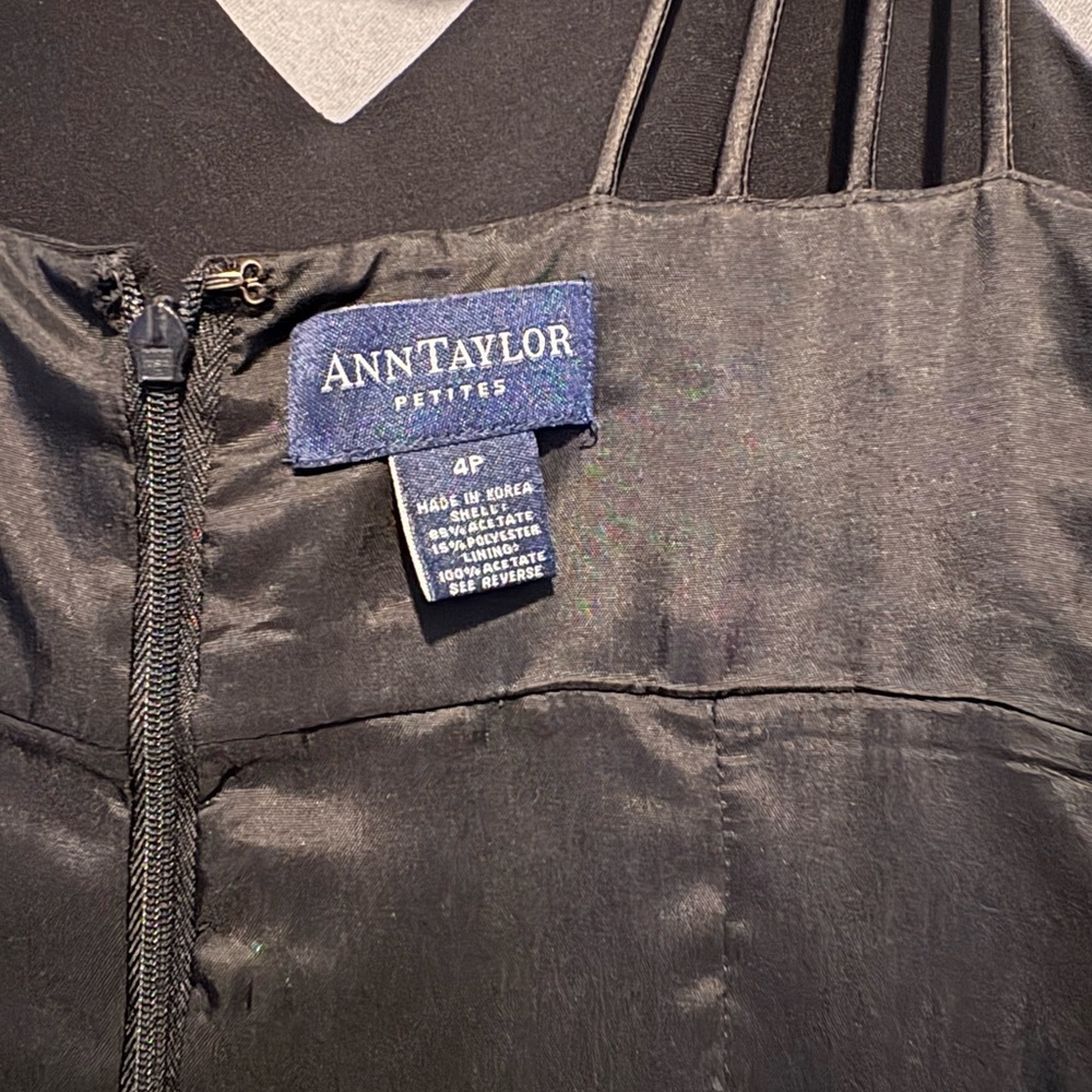 Ann Taylor Petite Black Sleeveless Dress